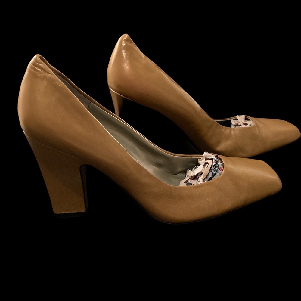 Vintage BELLINI chunky heels